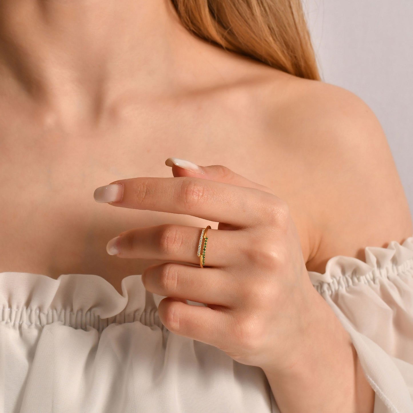 14K Gold Mini Emerald Ring - 2S226EMEDIA