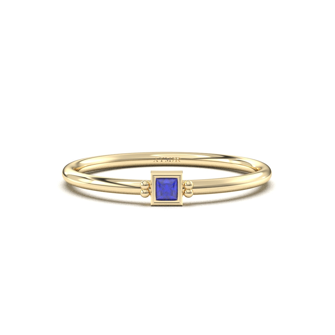 18K yellow gold 1 stone birthstone family ring with cubic zirconia, front view