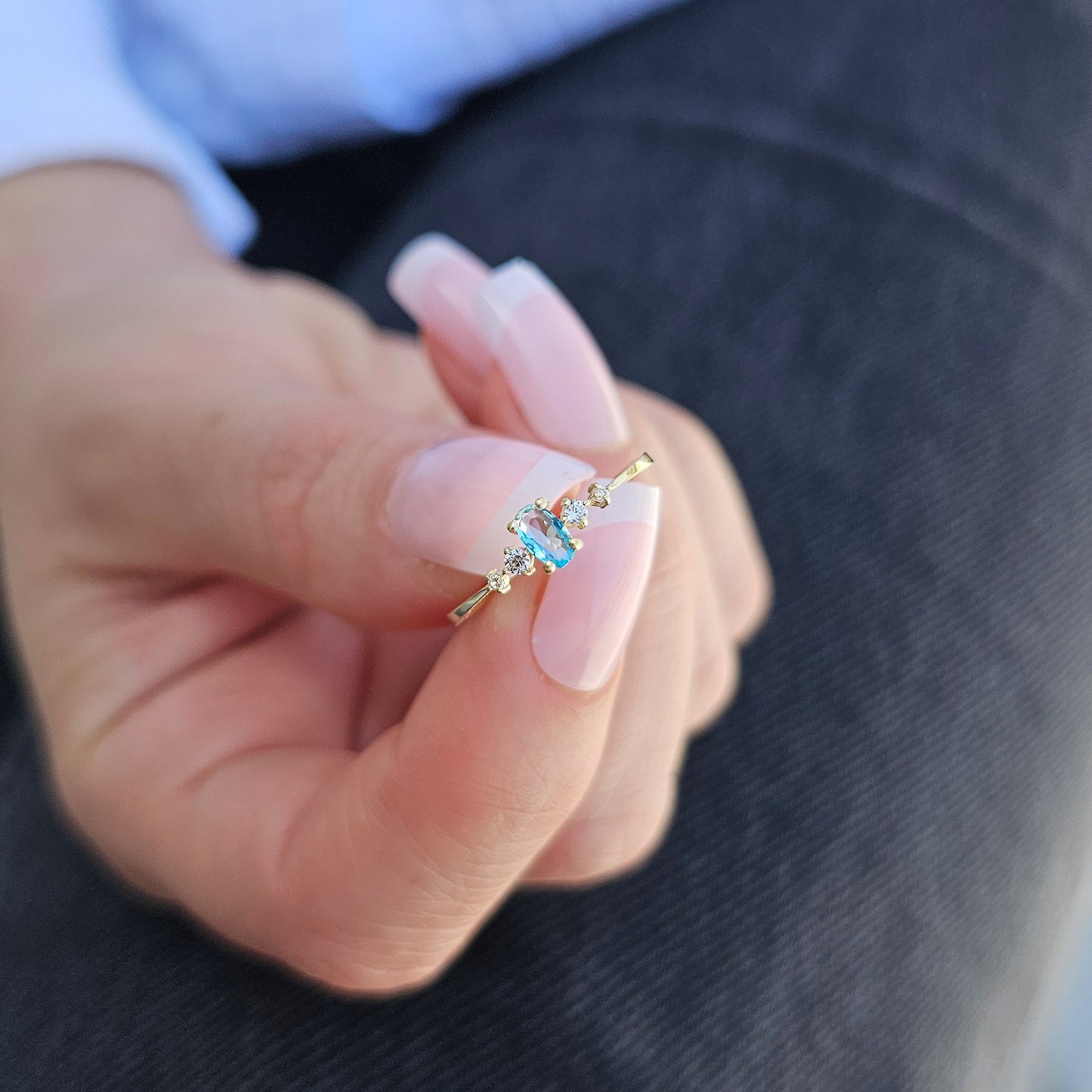 18K Gold Oval Aqua and CZ Ring - 2S121AQUA