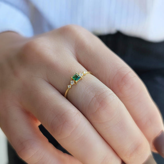 18K Gold Princess Emerald Ring - 2S122EME