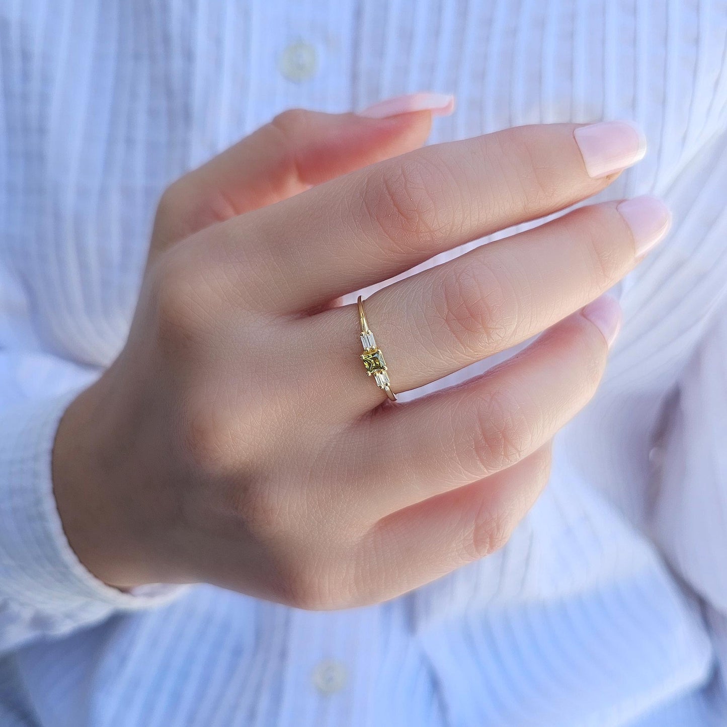18K Gold Peridot Baguette Cz Ring - 2S162PER