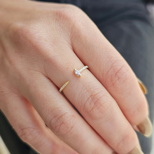 18K Gold Marquise Cut Lavender and Cz Ring - 2S232LAV