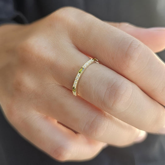 18K Gold Baguette Cut Peridot and Cz Ring - 2S241PER