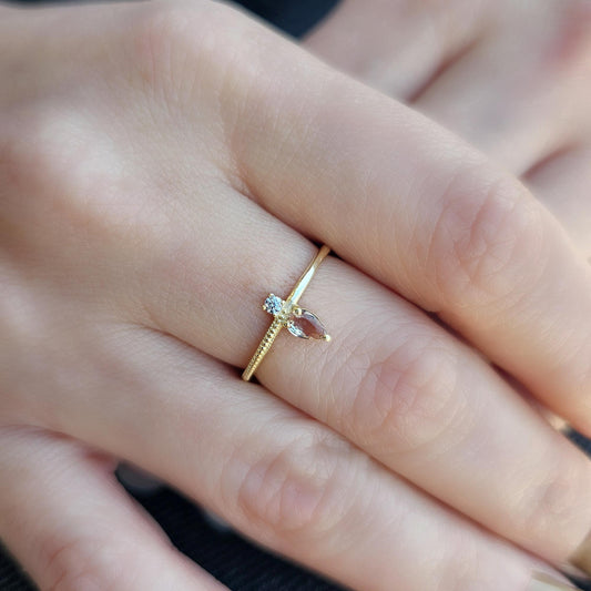 18K Gold Pear Cut Zultanite and Cz Ring - 2S294ZUL