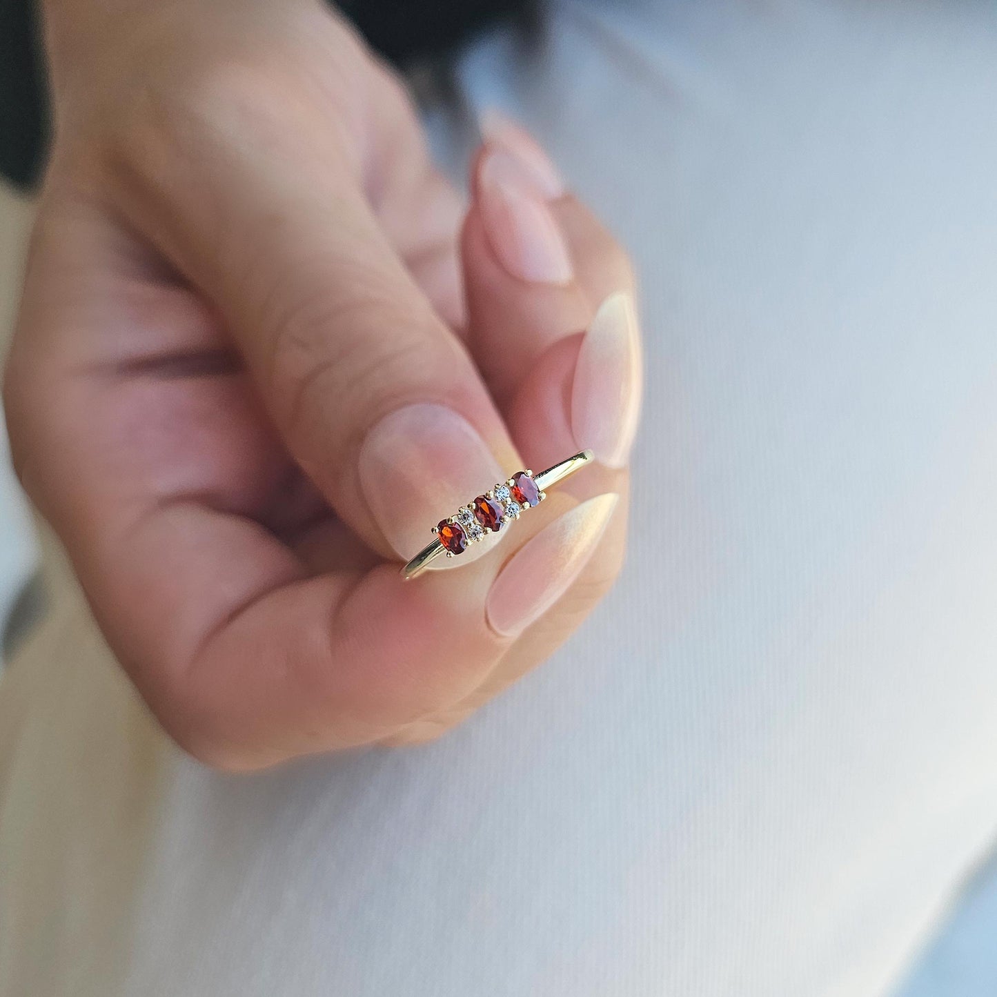 18K Gold Oval Garnet and Cz Ring - 2S46GAR