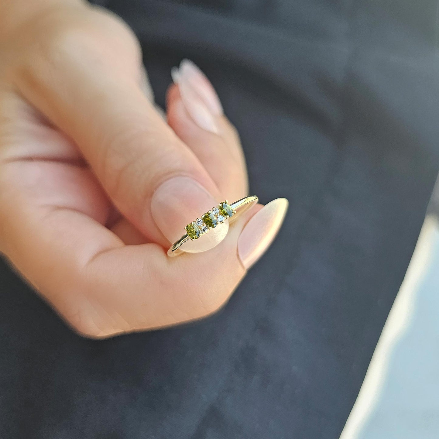 18K Gold Oval Peridot and Cz Ring - 2S46PER