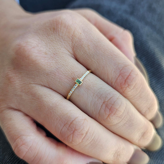 18K Solid Gold Baguette Emerald and Cz Ring - 2S80EME