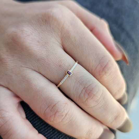18K Gold Minimalist Baguette Garnet and Cz Ring - 2S80GAR