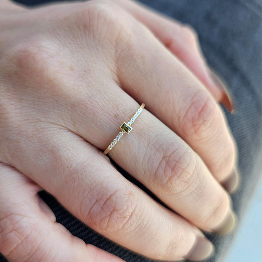 18K Gold Dainty Baguette Peridot and Cz Ring - 2S80PER