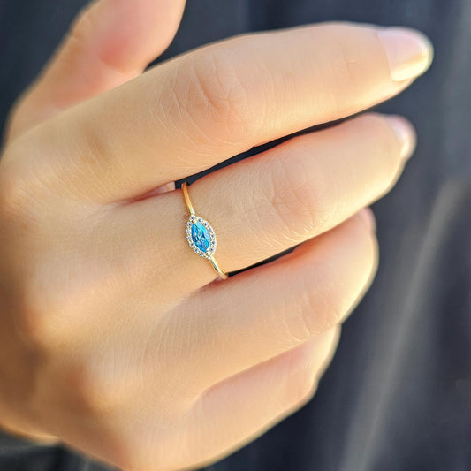 18K Gold Marquise Sky Blue and Cz Ring - 8S100SKY