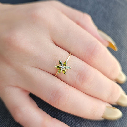 18K Gold Peridot Marquise and Diamond Ring - 8S132PER
