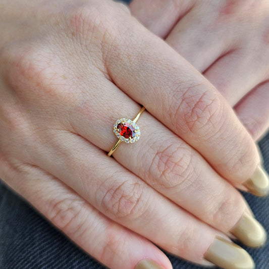 18K Gold Oval Garnet Halo Cz Ring - 8S26GAR