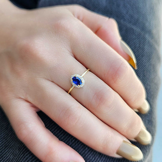 18K Gold Sapphire Oval Solitaire Diamond Ring - 8S26SAP