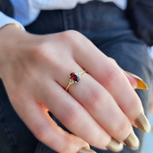 18K Gold Vintage Garnet Oval and Cz Ring - 8S268GAR