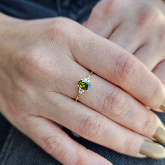 18K Gold Oval and Cz Ring - 8S268PER