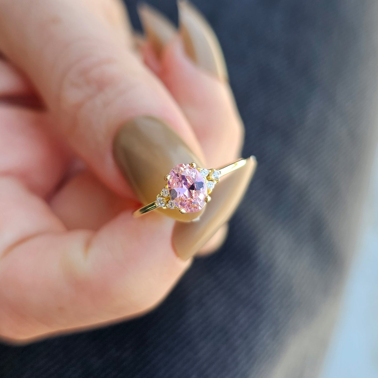18K Gold Oval and Cz Ring - 8S268PNK