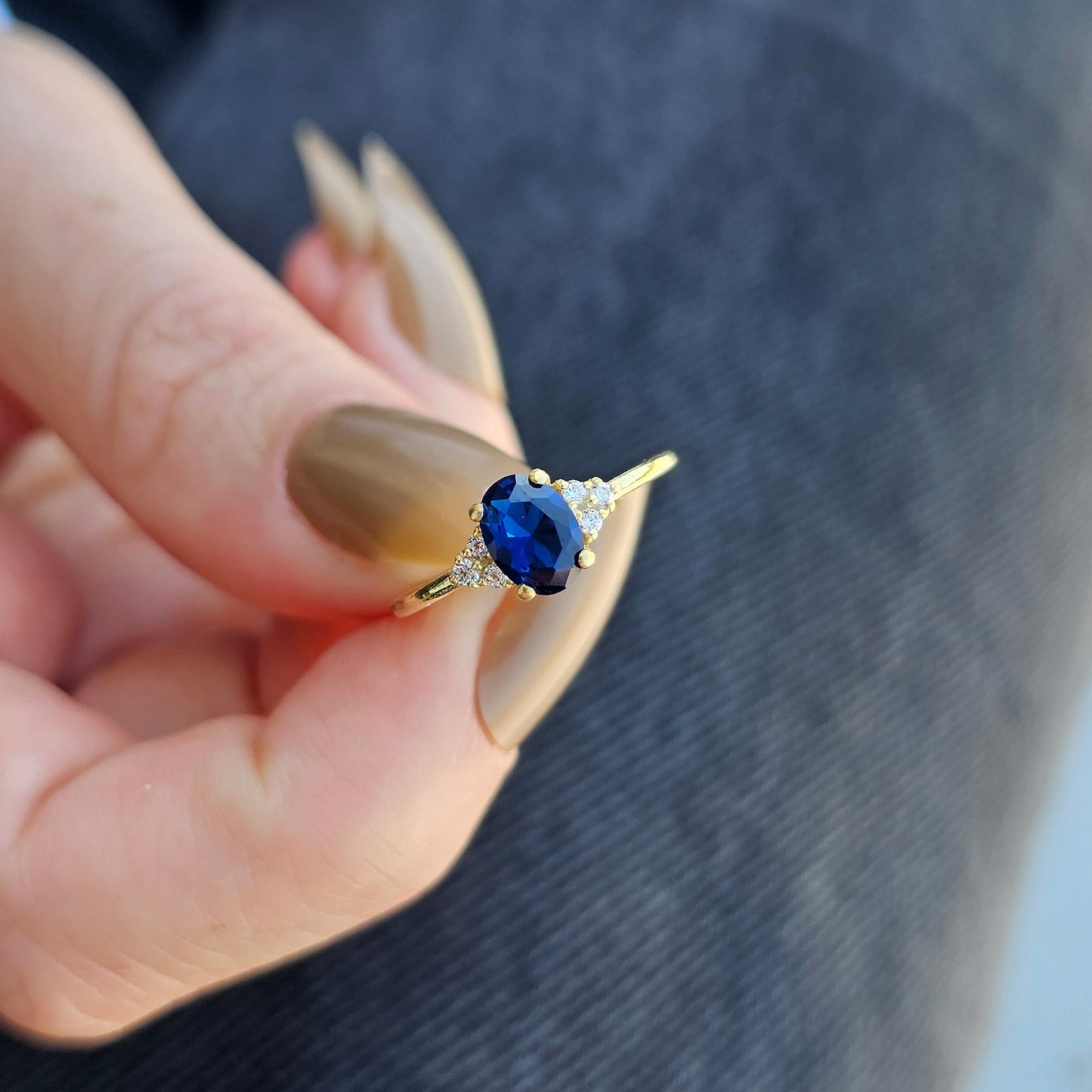 18K Gold Oval and Diamond Ring - 8S268SAP
