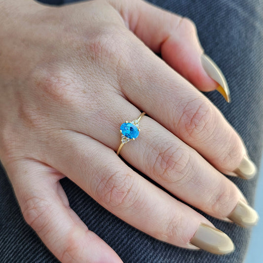 18K Gold Sky Blue Solitaire Oval and Cz Ring - 8S268SKY