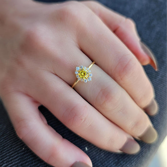 18K Solid Gold Citrine Halo Cz Ring - 8S62CIT