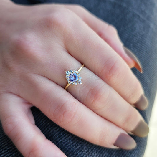 18K Solid Gold Elegant Lavender and Cz Ring - 8S62LAV