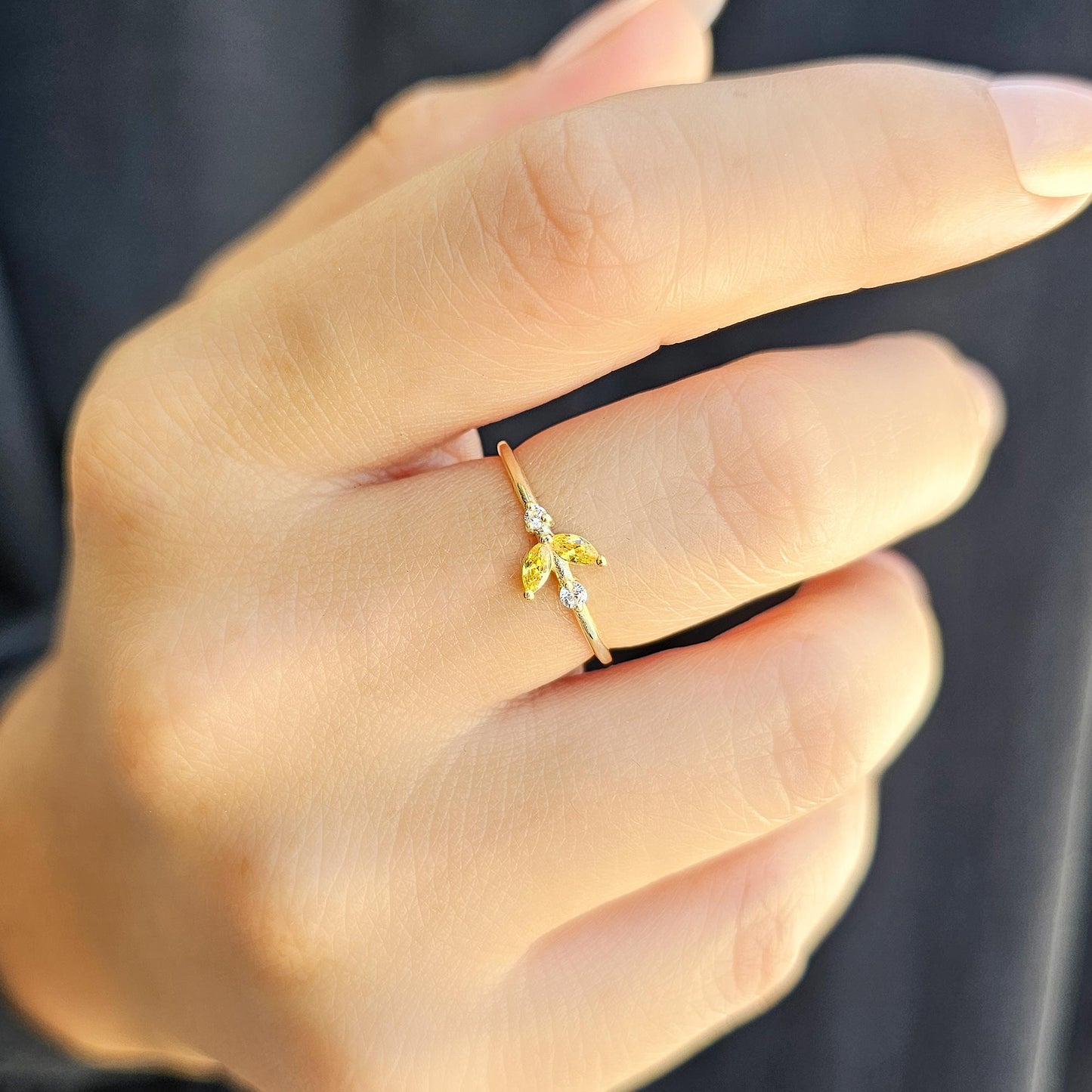 18K Gold Marquise and Diamond Ring - 8S8CIT