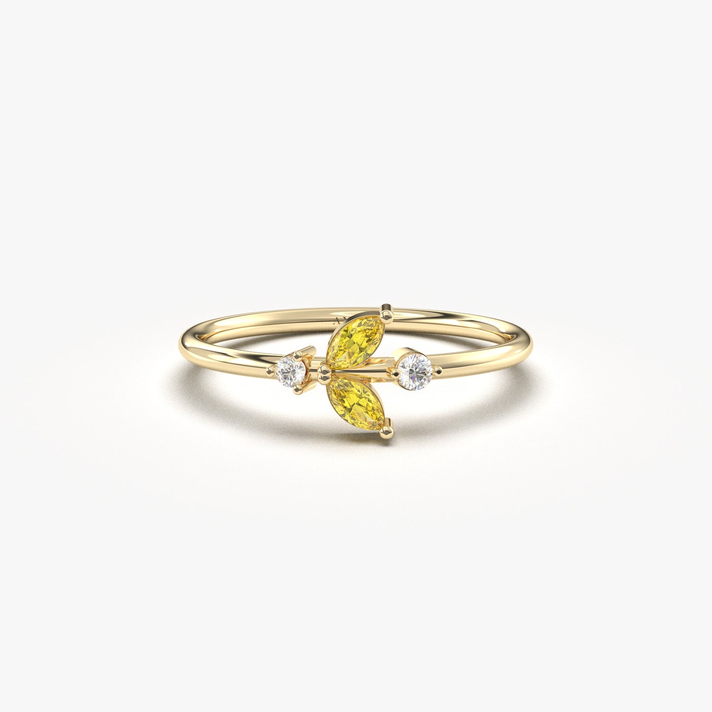 18K Gold Marquise and Diamond Ring - 8S8CIT