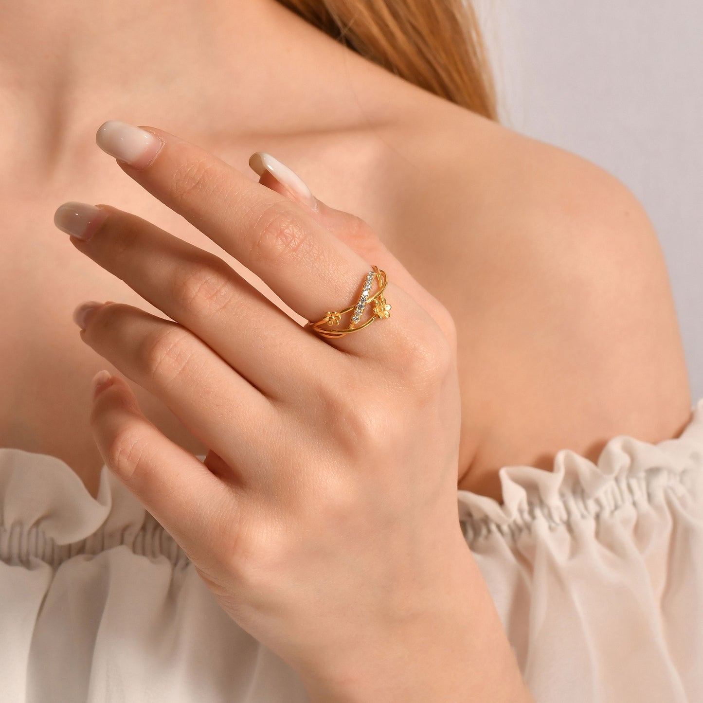 18K Gold Flower Wedding Diamond Ring - LR99
