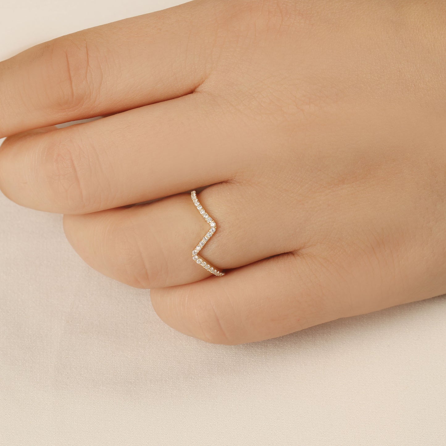 10K Gold ZigZag Ring - 2S204DIA