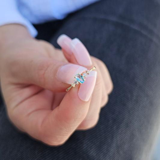 18K Gold Oval Aqua and CZ Ring - 2S121AQUA
