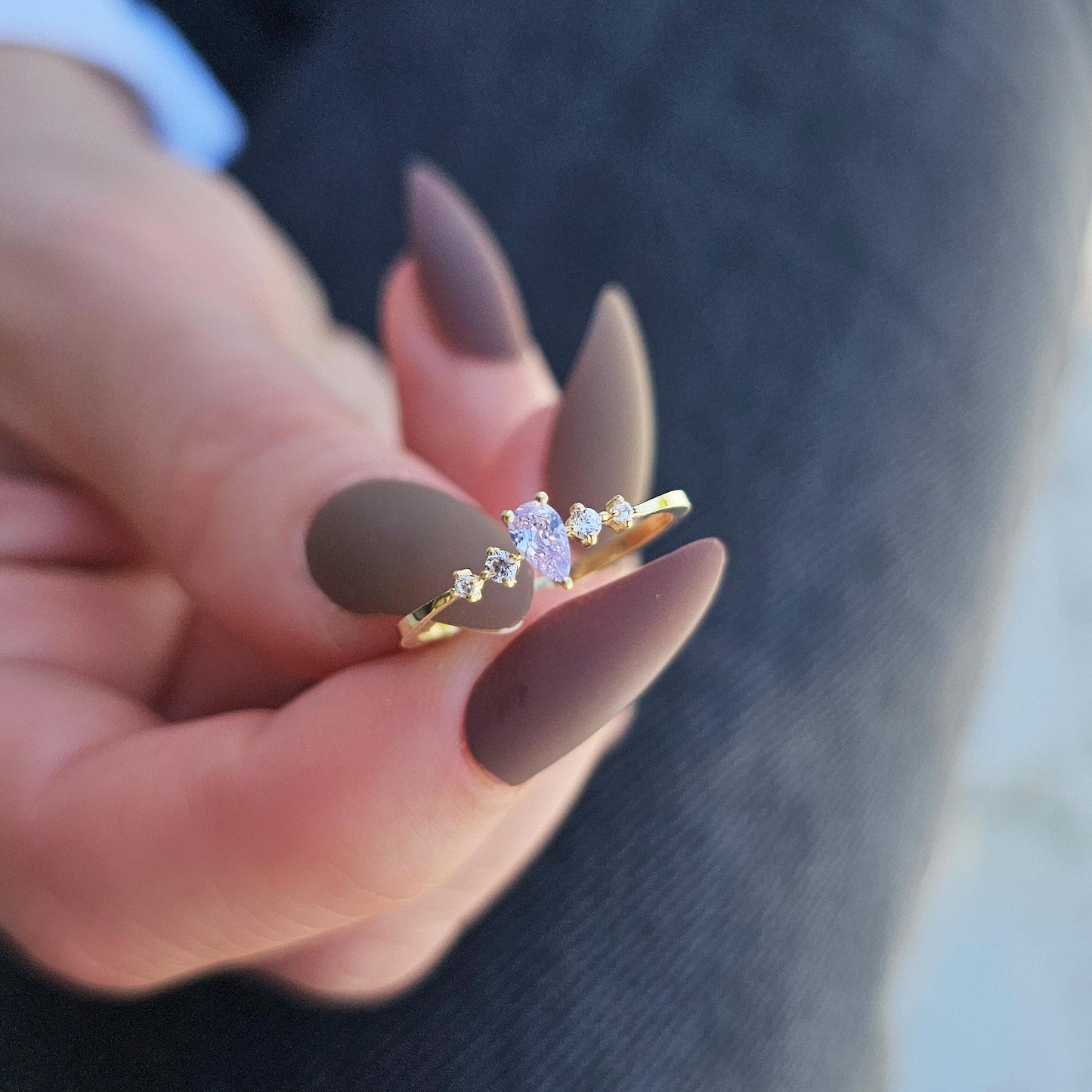 10K Gold Pear Lavender Ring - 2S123LAV