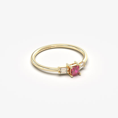 18 Karat Goldring mit Rubin und Zirkonia im Prinzessschliff – 2S162RBY