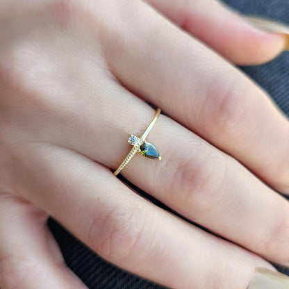 18K Gold Pear Cut Peridot and Cz Ring - 2S294PER