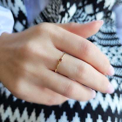 18K Gold Unique Garnet Ring - 2S34GAR