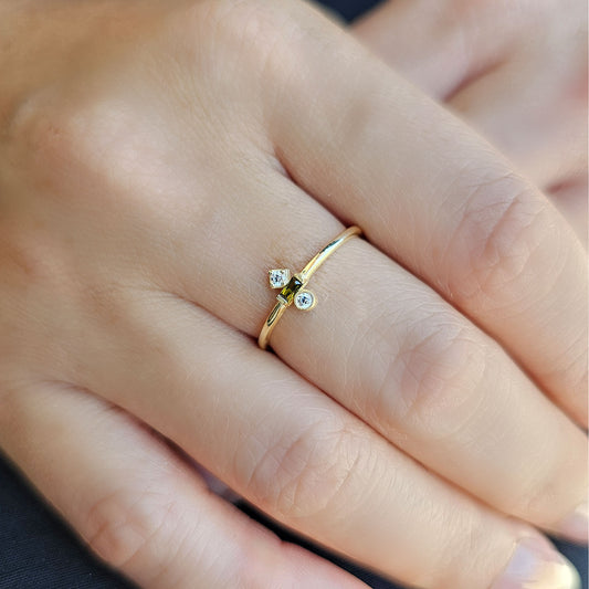 18K Gold Baguette Cut Peridot and Cz Ring - 2S35PER
