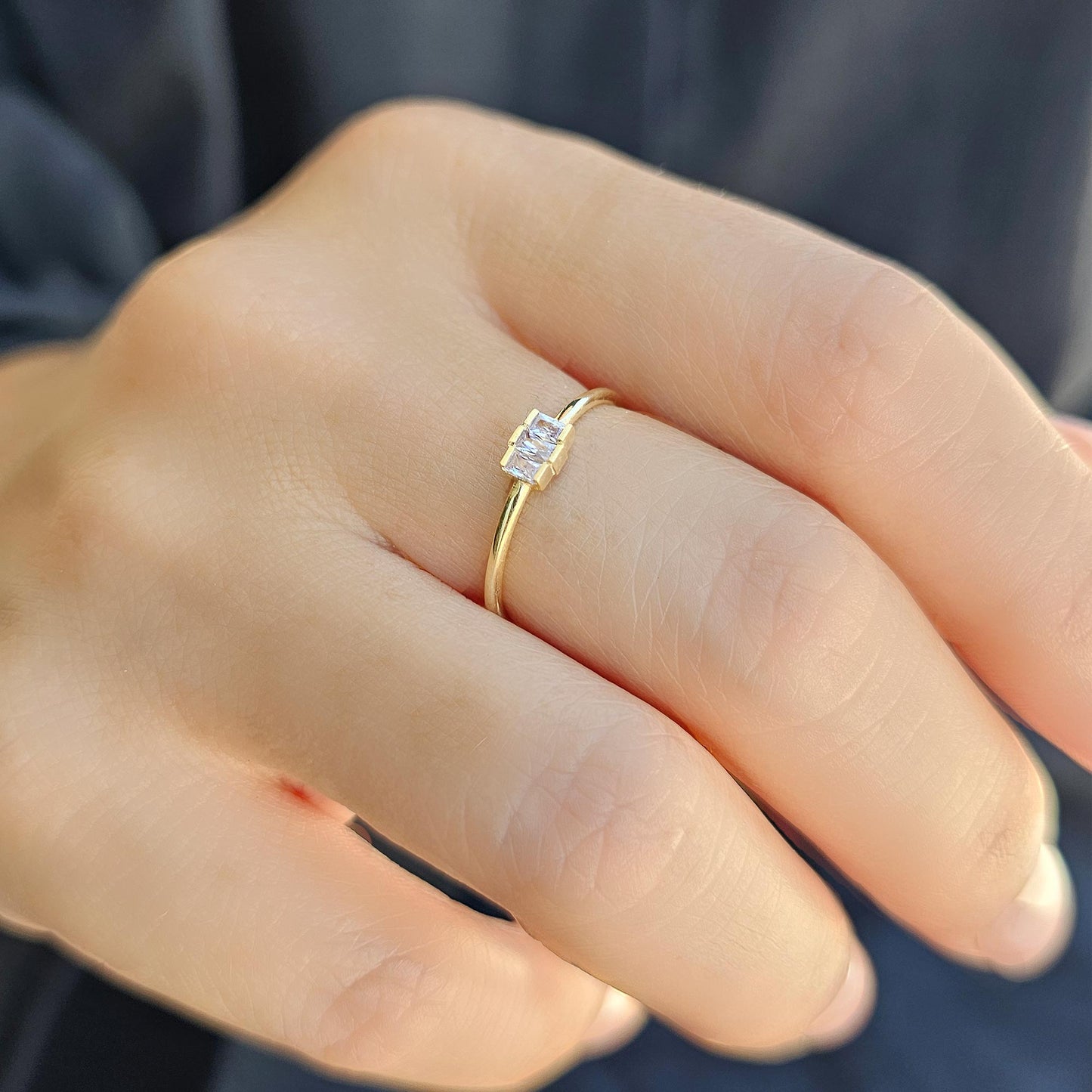 10K Gold Minimalist Lavender Baguette Cut Ring - 2S52LAV