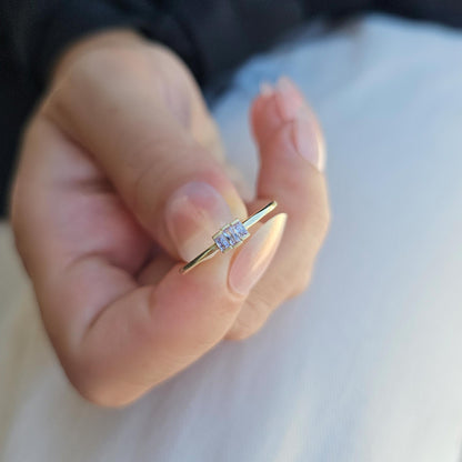 10K Gold Minimalist Lavender Baguette Cut Ring - 2S52LAV