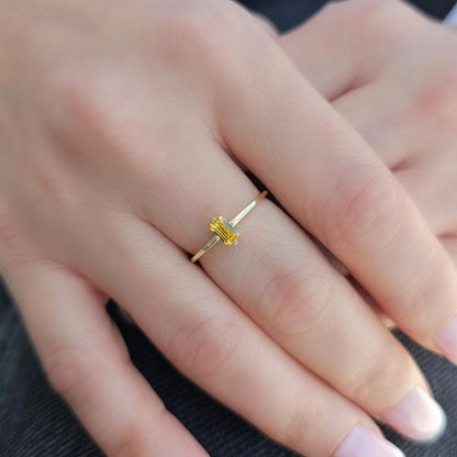 18K Gold Thin Citrine Baguette Ring - 2S57CIT