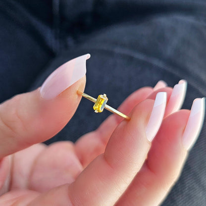 18K Gold Thin Citrine Baguette Ring - 2S57CIT