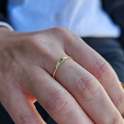 10K Gold Minimalist Baguette Emerald and Cz Ring - 2S6EME