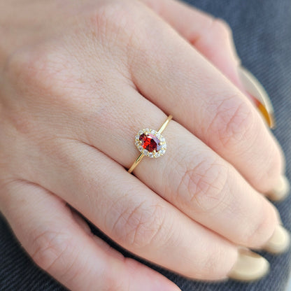 10K Gold Oval Garnet Halo Diamond Ring - 8S26GAR