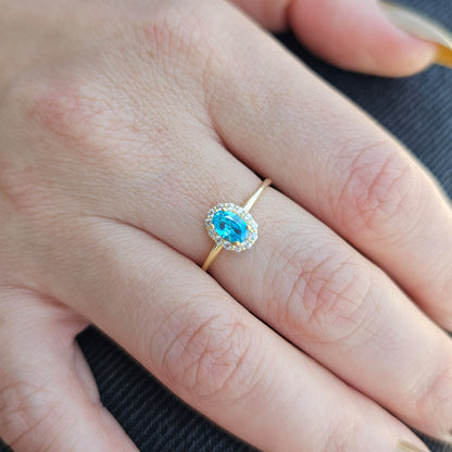 10K Gold Oval Solitaire Sky Blue and Cz Ring - 8S26SKY
