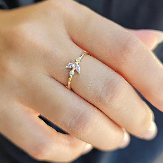 18K Gold Marquise Lavender and Diamond Ring - 8S8LAV