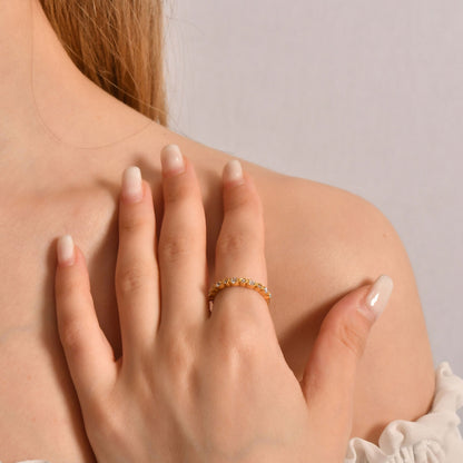 18K Gold Minimalist Wedding Ring - 2S18