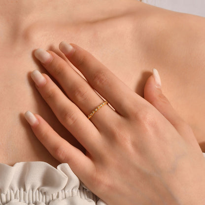 10K Gold Minimalist Heart Diamond Ring - 2S192